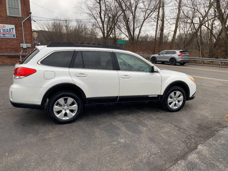 2011 Subaru Outback 2.5i Premium