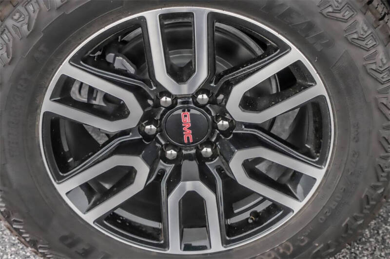 2024 GMC Yukon XL AT4