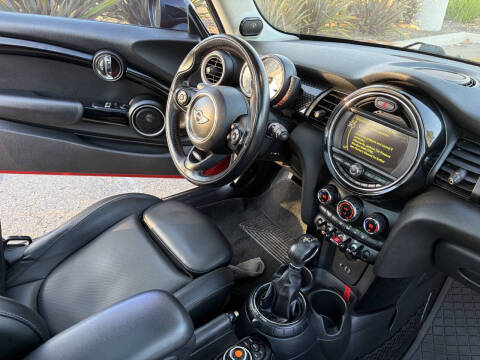 2015 MINI Hardtop 2 Door Cooper S