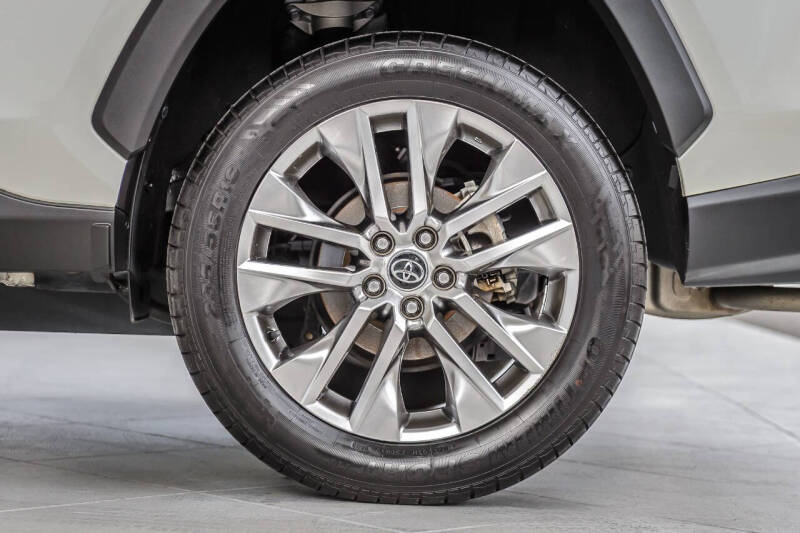 2020 Toyota RAV4 Limited