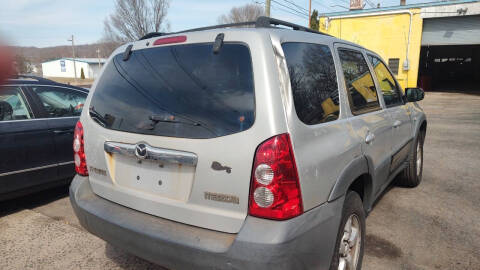 2006 Mazda Tribute i