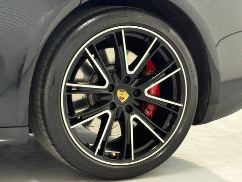 2019 Porsche Panamera Turbo