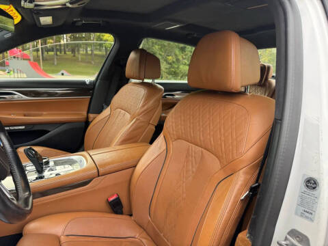 2017 BMW 7 Series 750i