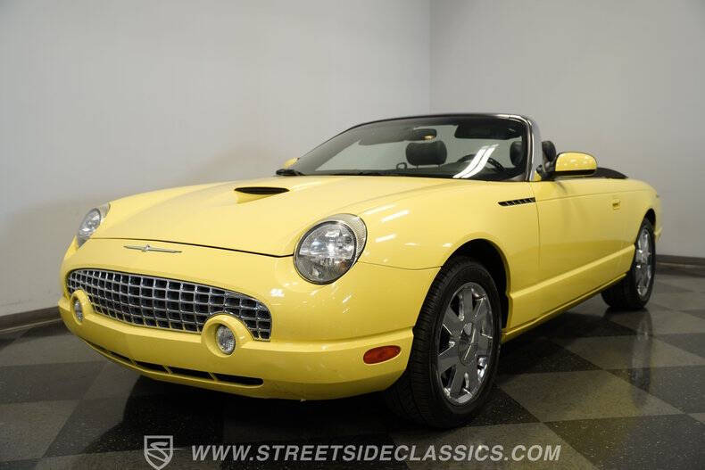 2002 Ford Thunderbird Deluxe