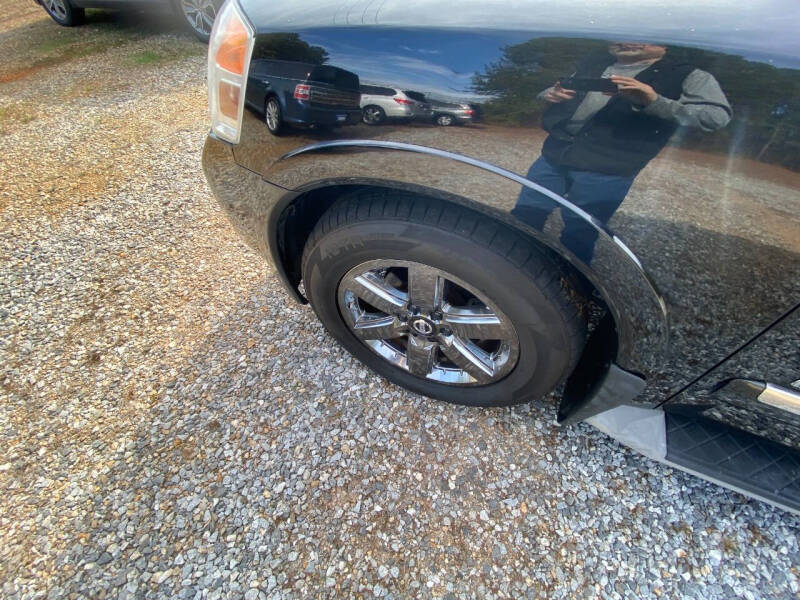 2014 Nissan Armada Platinum