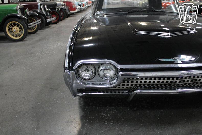1962 Ford Thunderbird