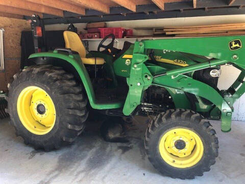 2014 John Deere 4320 Compact Utility Tractor