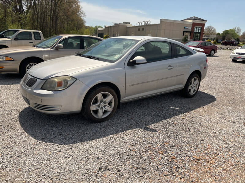 McCully's Automotive Car Dealer in Benton, KY