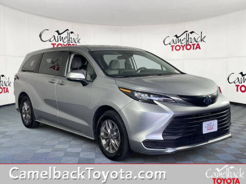 2024 Toyota Sienna LE 8-Passenger