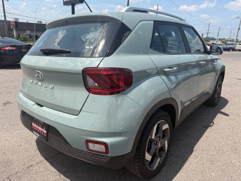 2025 Hyundai Venue SEL