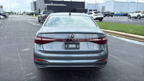 2025 Volkswagen Jetta SE