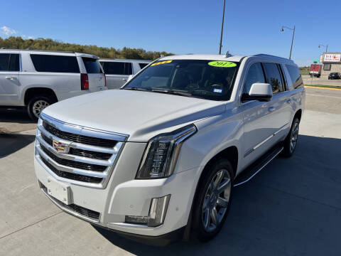 2017 Cadillac Escalade ESV Luxury