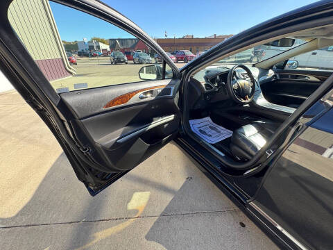 2014 Lincoln MKZ Hybrid