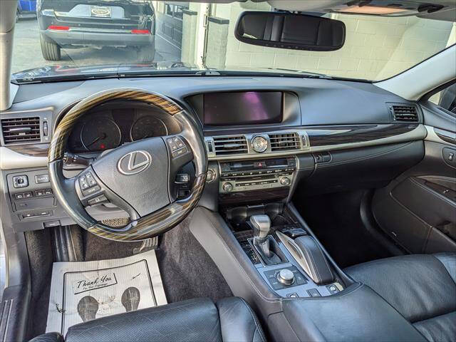 2017 Lexus LS 460