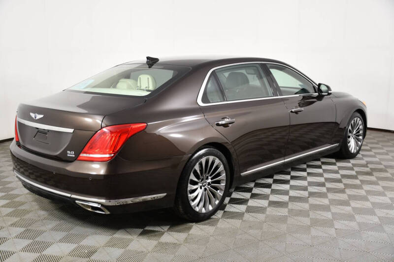 2019 Genesis G90