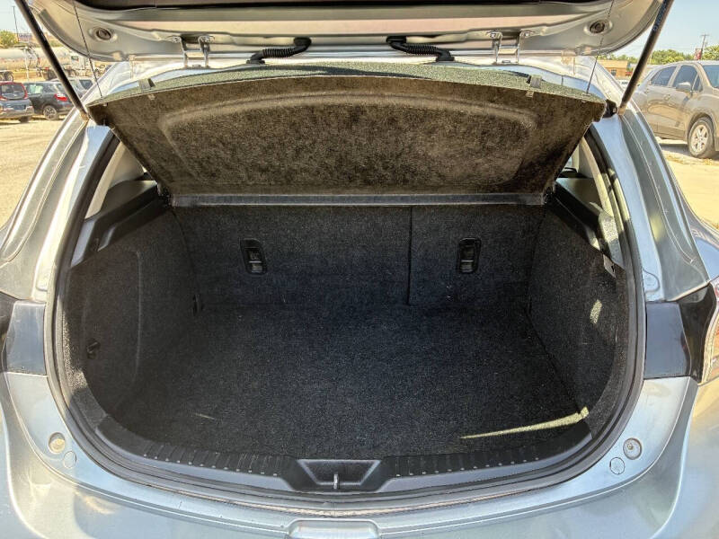 2013 Mazda MAZDA3 i Touring