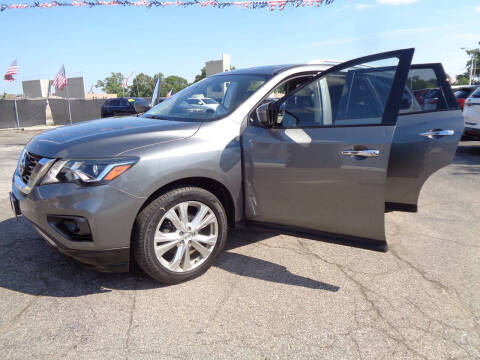 2019 Nissan Pathfinder SL