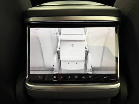 2023 Tesla Model X Standard Range