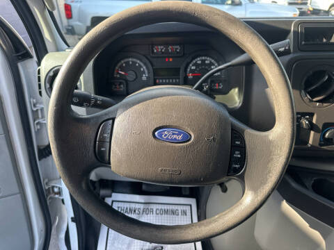 2016 Ford E-Series E-350 SD