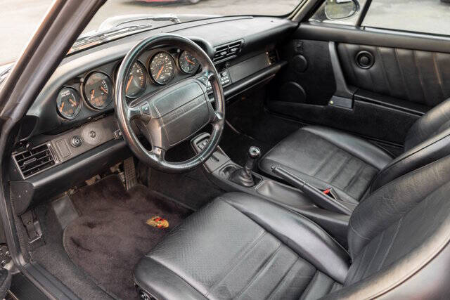 1992 Porsche 911 17