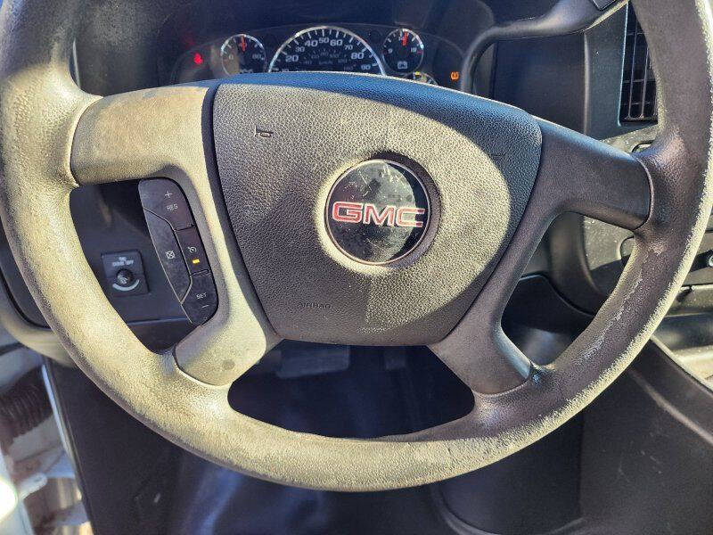 2017 GMC Savana 2500