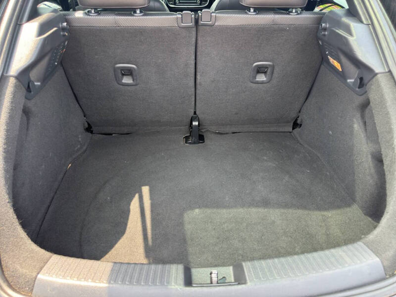 2016 Volkswagen Beetle 1.8T SE