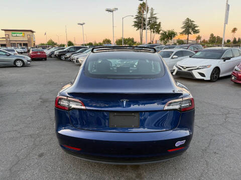 2018 Tesla Model 3 Mid Range