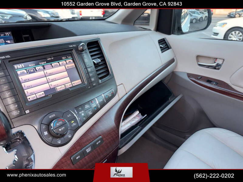 2011 Toyota Sienna Limited 7-Passenger