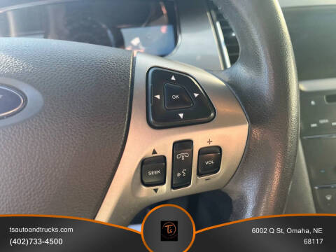 2015 Ford Taurus SEL