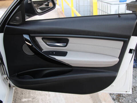 2013 BMW 3 Series 328i