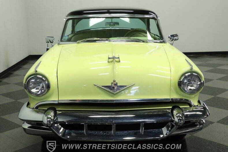 1954 Lincoln Capri