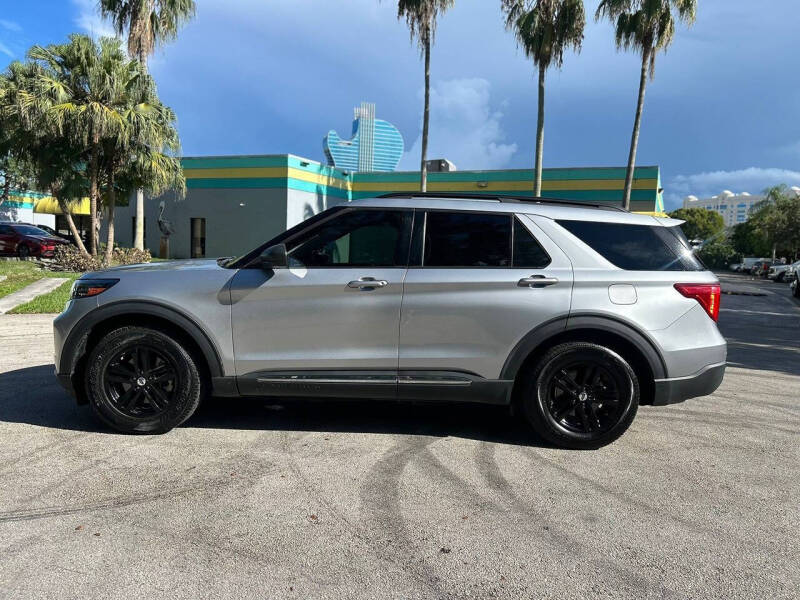 2022 Ford Explorer XLT