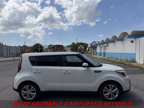 2016 Kia Soul +