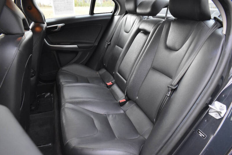 2015 Volvo S60 T5 Premier Plus