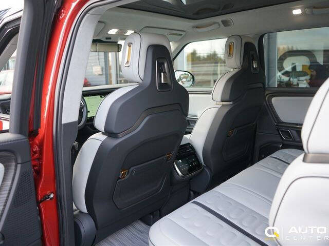 2023 Rivian R1S Launch Edition