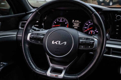 2022 Kia K5