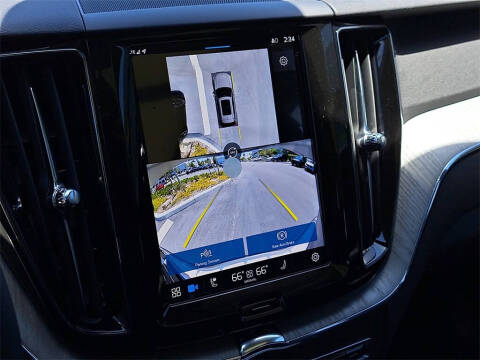 2025 Volvo XC60 B5 Plus Dark Theme