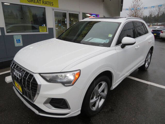 2021 Audi Q3 quattro Premium 40 TFSI