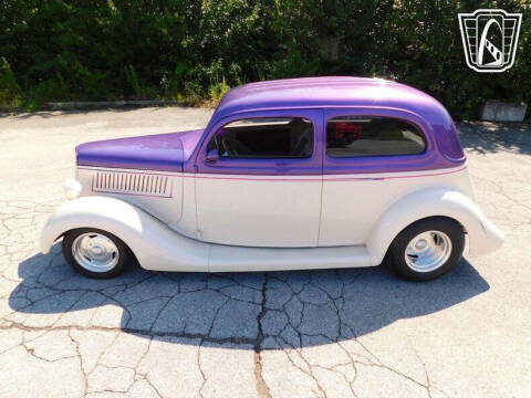 1935 Ford Tudor
