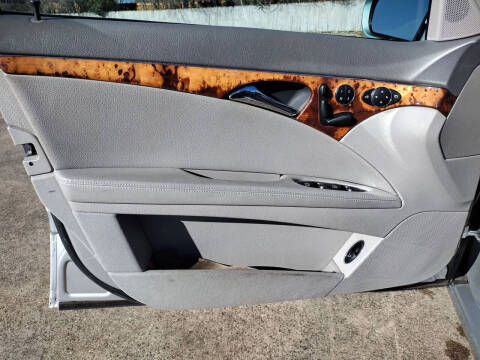 2005 Mercedes-Benz E-Class E 320