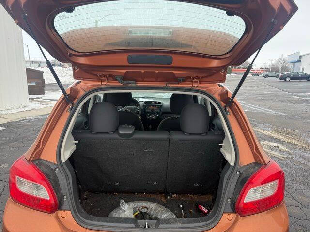 2017 Mitsubishi Mirage ES