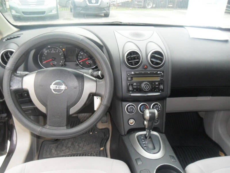 2014 Nissan Rogue Select S