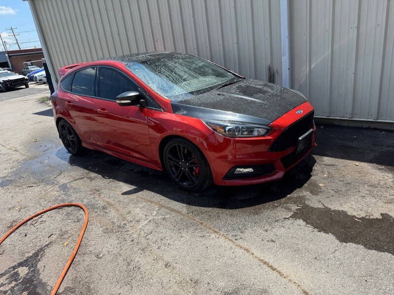 2018 Ford Focus ST