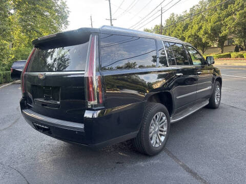 2016 Cadillac Escalade ESV Luxury Collection