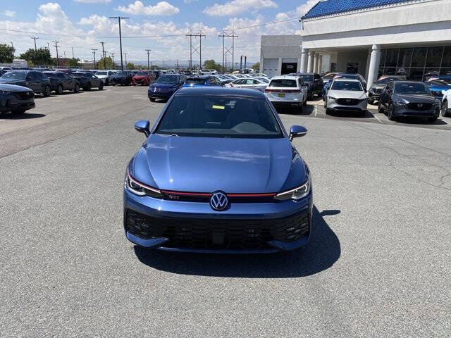 2025 Volkswagen Golf GTI SE