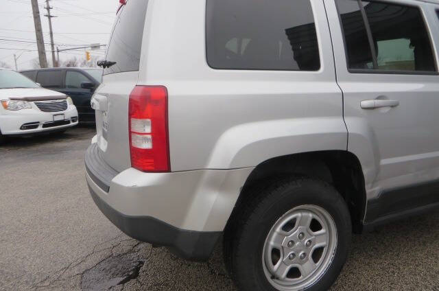 2013 Jeep Patriot Sport photo 26