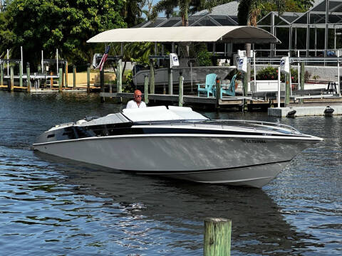 1998    FOUNTAIN  35 LIGHTNING Off Shore for sale at Quality Motors Truck Center in Miami FL