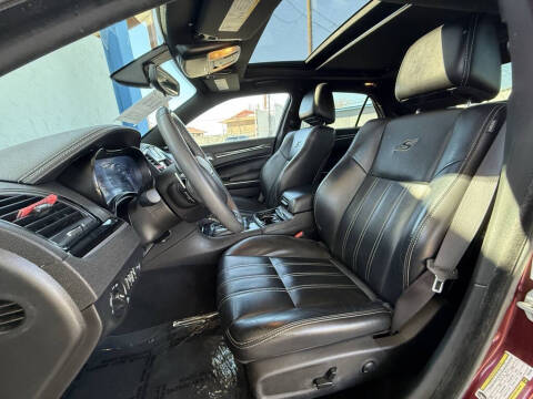 2023 Chrysler 300 S V6