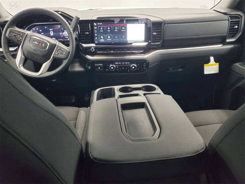 2026 GMC Sierra 1500 Elevation Standard