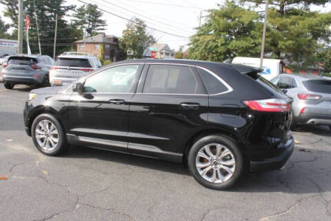 2024 Ford Edge Titanium